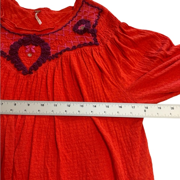 Free People Begonia Embroidered Top Women's Size M Elastic Waist Peasant Boho - Picture 4 of 9